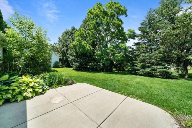 Photo - 406 Lakewood Dr