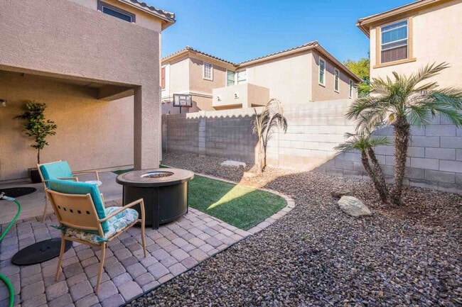 Photo - 10948 W Elm St Unit ID1309639P