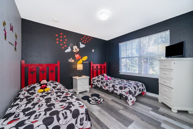 Photo - 2626 Daulby St Unit SI ID1622385P