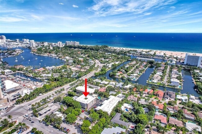 Photo - 2420 SE 17th St Unit 301