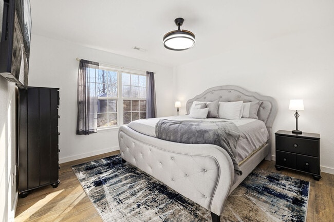 Photo - 13 Orleton Ln Unit ID1221943P