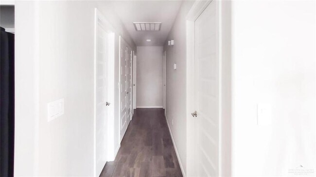 Photo - 701 Cathedral Hl Unit 1