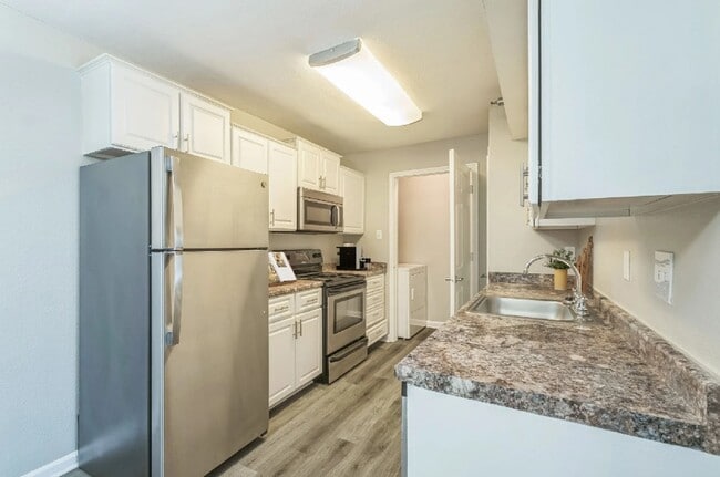Photo - The Lexington Apartments