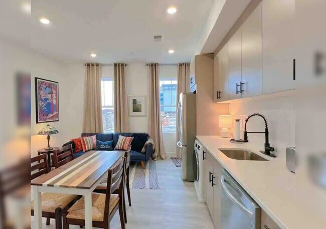 Photo - 1740 H St NE Unit SI ID1573083P