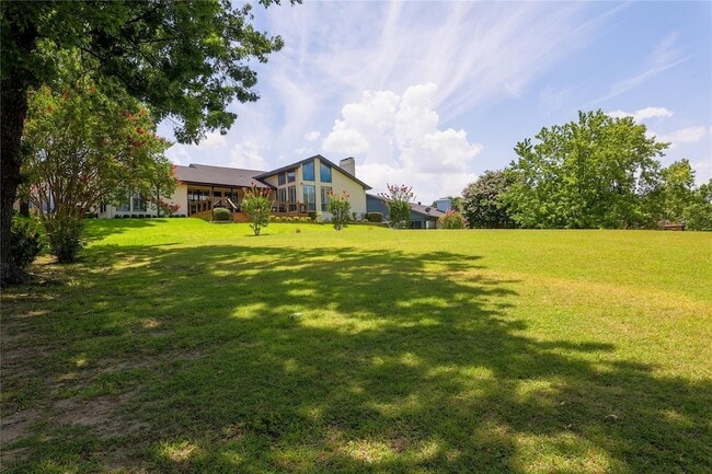 Photo - 224 Sovereign Ct