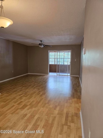 Photo - 3135 Shady Dell Ln Unit 212