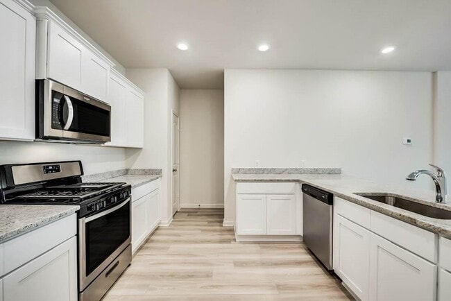 Photo - 1226 Parker Dr