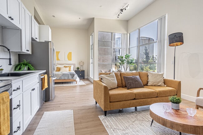 Building Photo - 555 Front St Unit ID1288263P