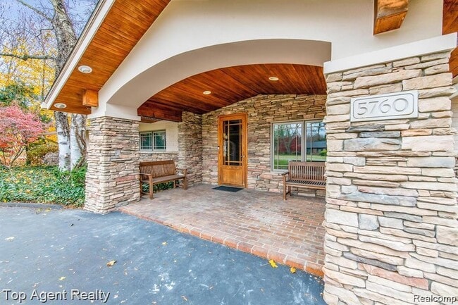 Photo - 5760 Snowshoe Cir