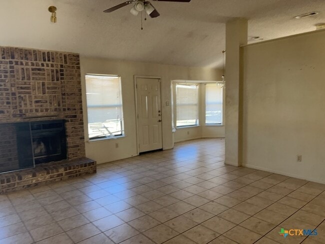 Photo - 4405 Greenlee Dr