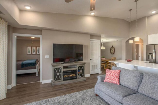 Building Photo - 1111 Gap Canyon Pkwy Unit SI ID1515245P