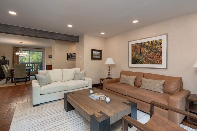 Photo - 1024 E Hopkins Ave Unit ID1339910P