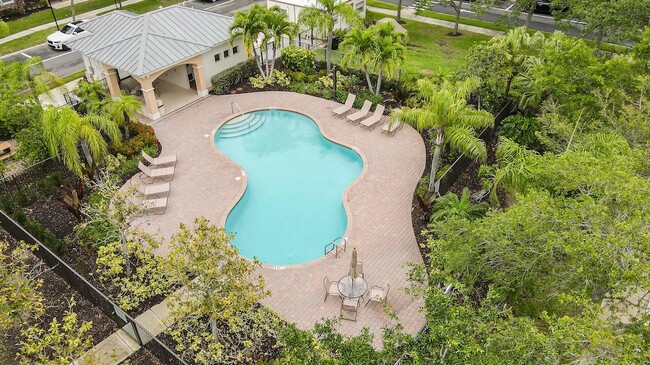 Photo - 10440 SW Stephanie Way Unit 4207