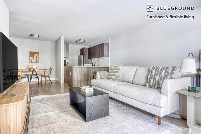 Photo - 745 S Bernardo Ave