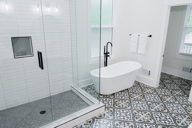 Photo - 619 S Peachtree St Unit ID1019262P