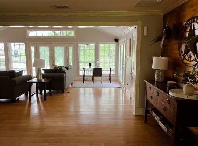 Photo - 38 Martha Ln