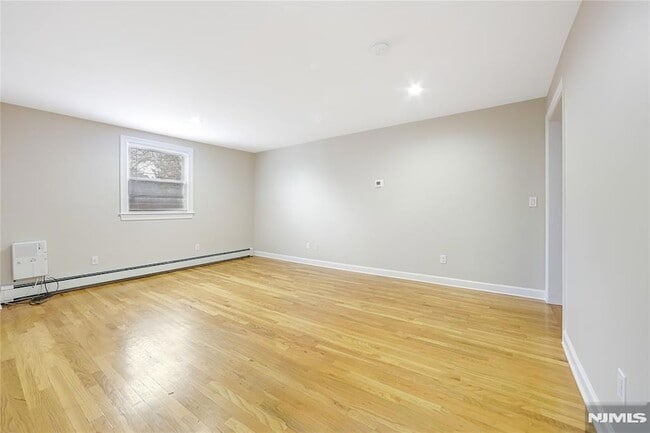 Photo - 56 Woodward Ave Unit 2