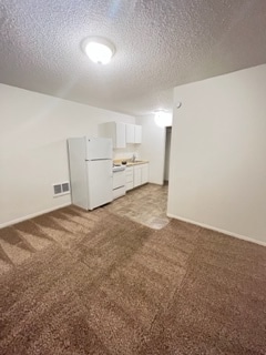 Photo - King Manor Apartments