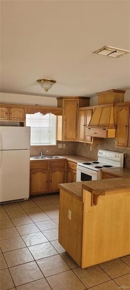 Photo - 2020 Aruba Dr Unit 8