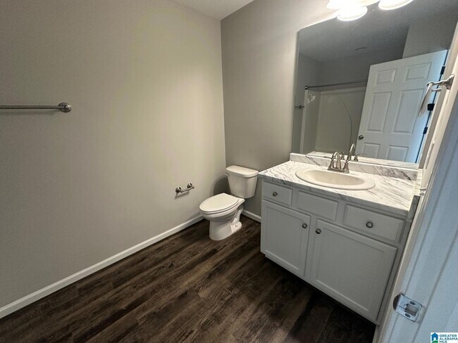 Photo - 162 Crocker Rd