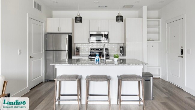 Photo - 116 Talon Grasp Trail Unit 9204