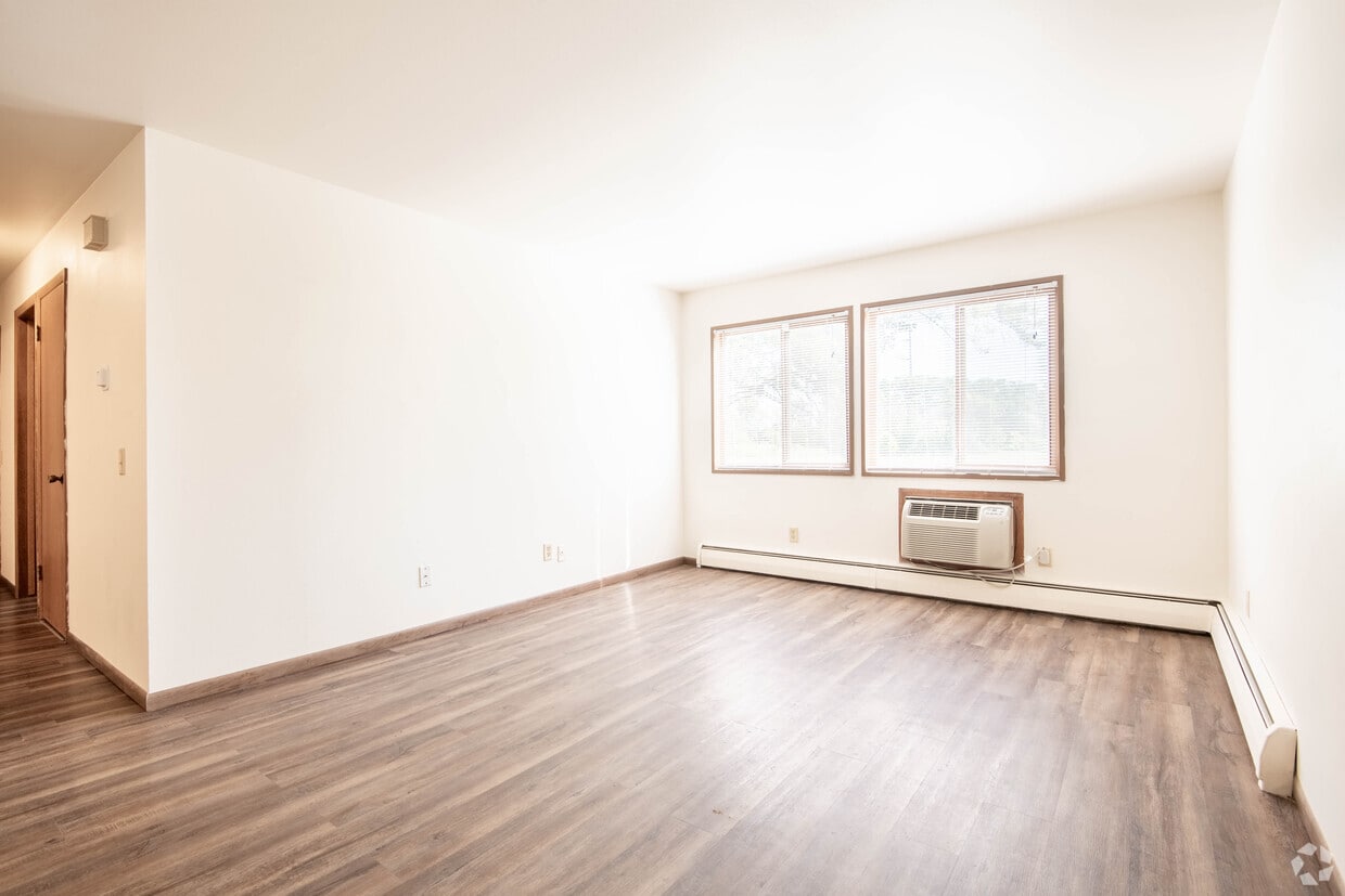 Floor Plan - 2 Bed/1 bath