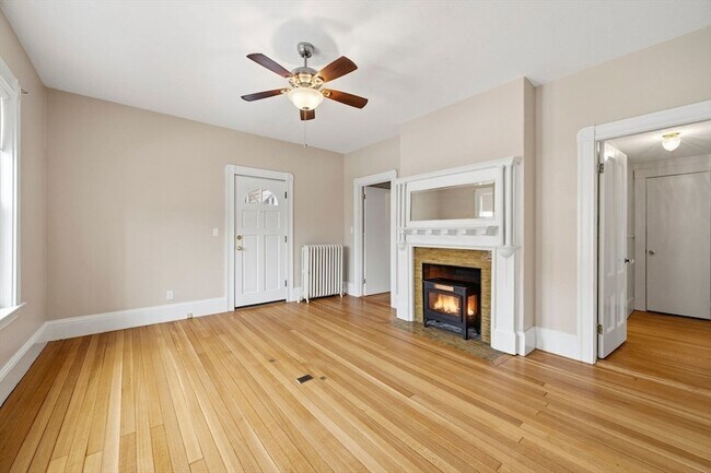 Photo - 202 North St Unit 1