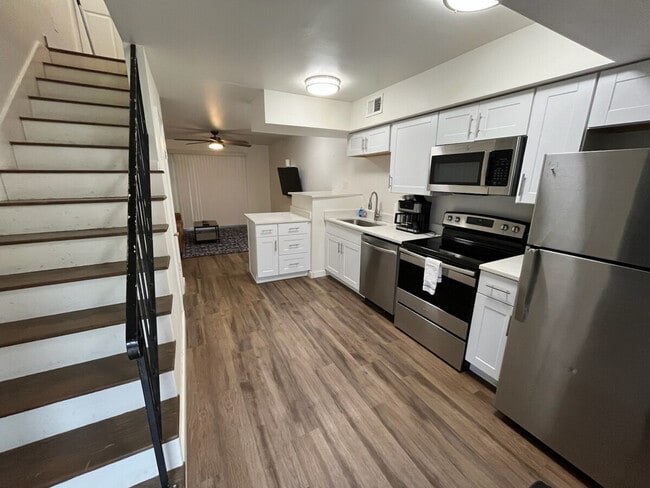 Photo - 4015 W 7th St Unit SI FL2-ID1492773P