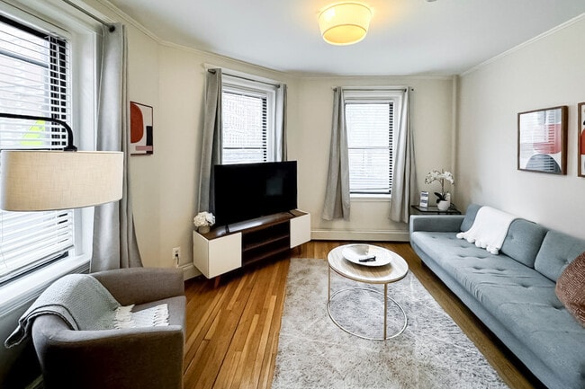 Photo - 16 St George St Unit SI FL1-ID1238075P