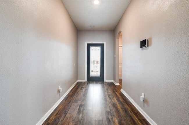 Photo - 3015 Watercrest Dr