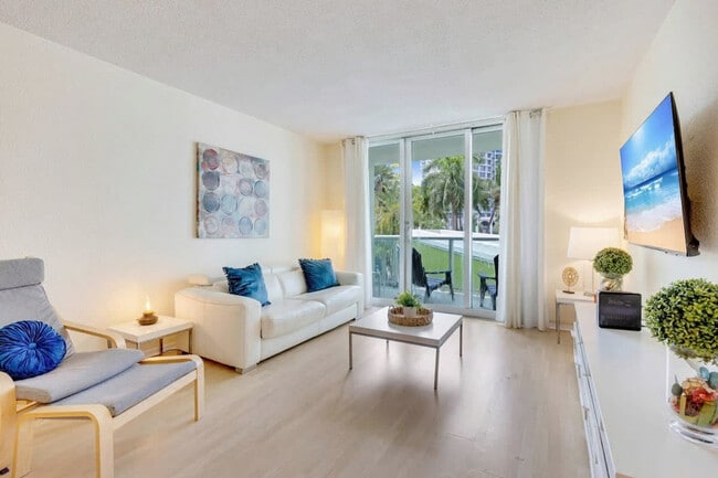 Building Photo - 3901 S Ocean Dr Unit SI ID1227394P