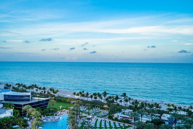 Photo - 4390 Collins Ave Unit SI ID1540542P