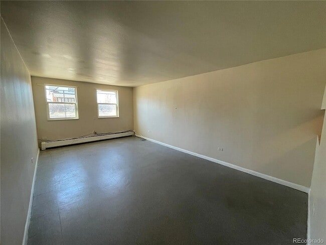 Photo - 1590 Clinton St Unit 4