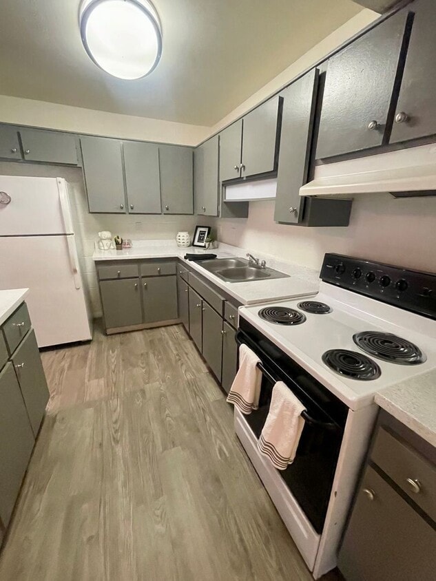 Floor Plan - 2 Bedroom 1 Bath - 26100