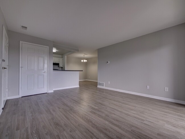 Photo - Boulder Pointe Apartments