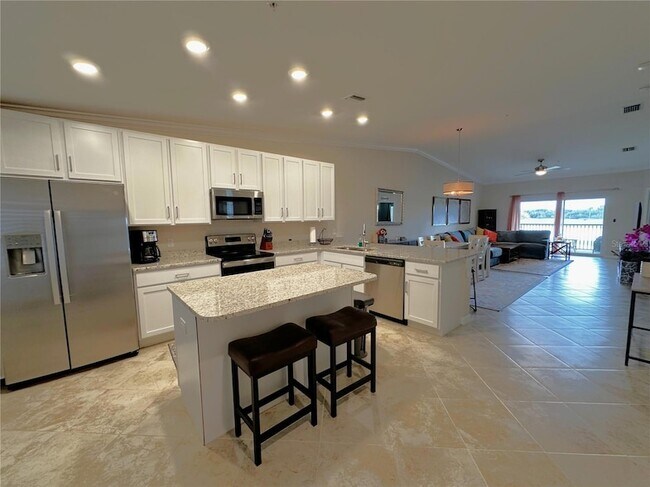 Photo - 14050 Heritage Landing Blvd