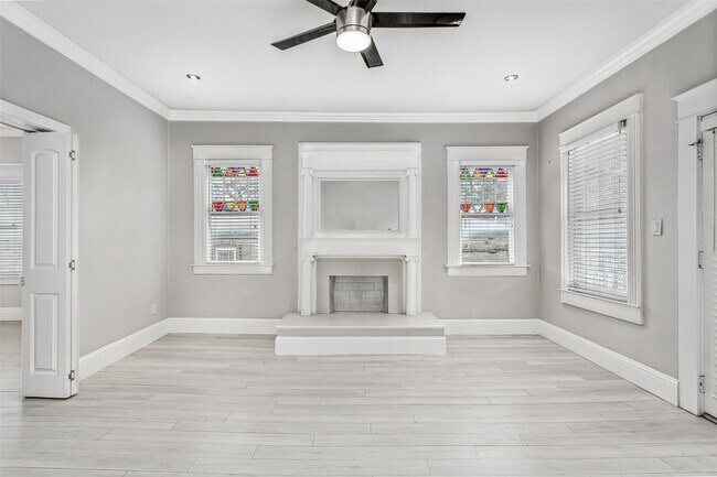 Photo - 4719 Junius St Unit 3