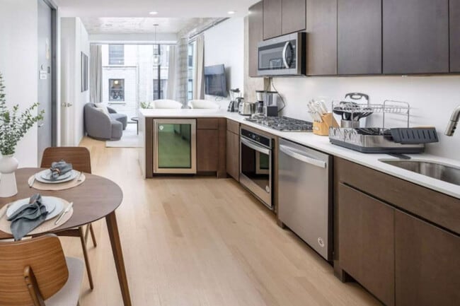 Photo - 132 W 26th St Unit SI ID1541923P