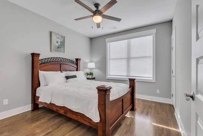 Photo - 953 44th Ave N Unit ID1261687P