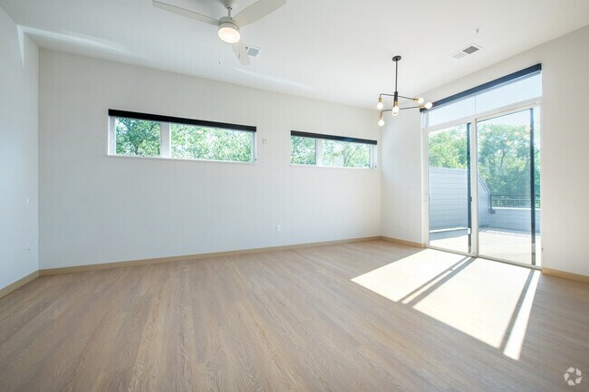 2BR, 2BA - 1203SF - Cariad