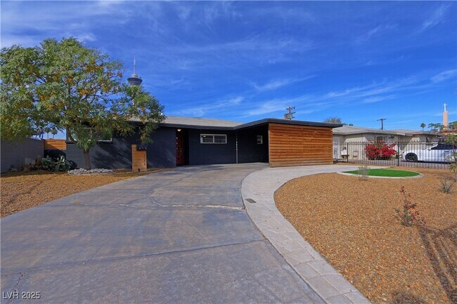 Photo - 2108 S 6th St