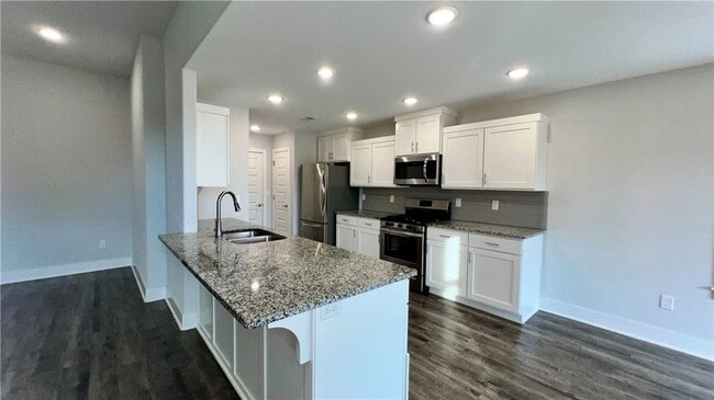 Photo - 331 W Taverner Xing