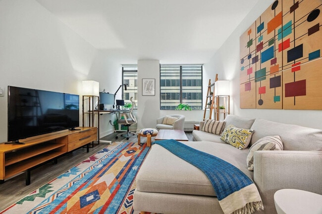 Photo - 10 Hanover Square Unit FL11-ID1285295P