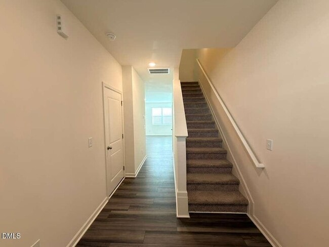 Photo - 2048 Trailside Dr