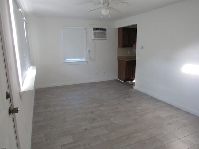 Photo - 6304 Quinn Ave