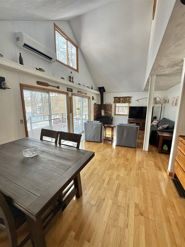 Photo - 35 Babes Ln Unit SI ID1498592P