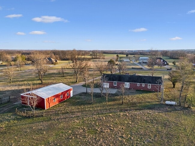 Photo - 353 Branham Mill Rd