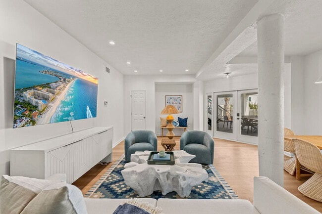 Photo - 169 Pompano St Unit SI ID1447114P