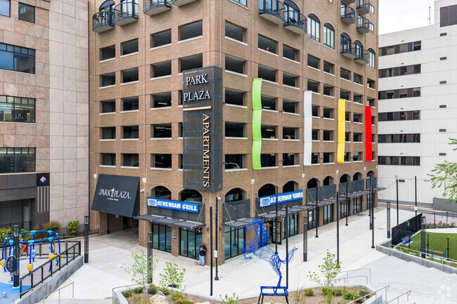 Photo - Park Plaza Apartments