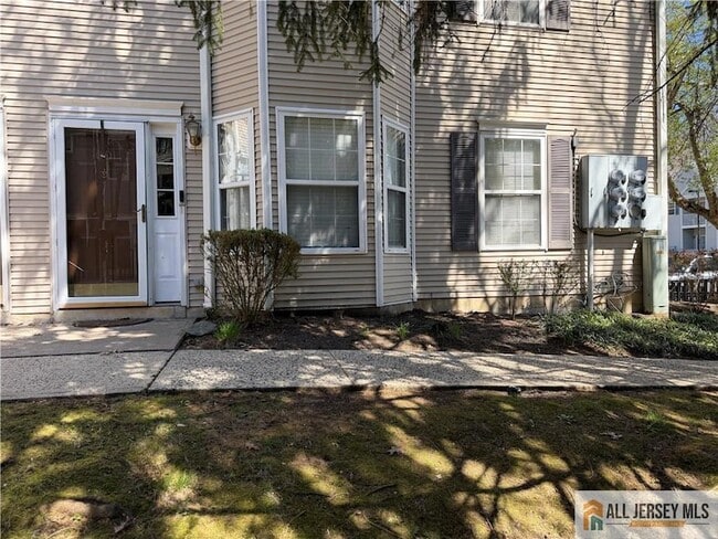 Photo - 1001 Cypress Ln Unit 1